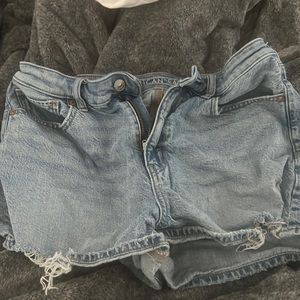 American eagle jean shorts size 8